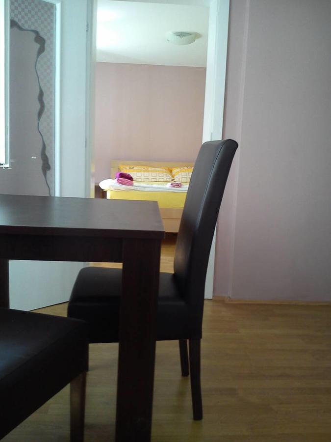 Apartment Holiday Vrnjacka Banja Luaran gambar